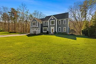 8 Leeds Wy, Southborough, MA 01772 - Photo 2