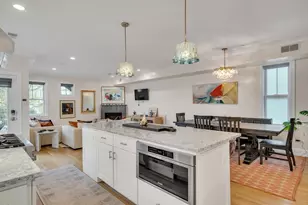 603 E 6th St, Boston, MA 02127 - Photo 8