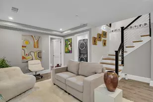 603 E 6th St, Boston, MA 02127 - Photo 20