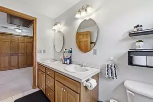 72 Arthur Dr, Northbridge, MA 01588 - Photo 20