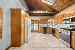 25 Andrew Ave, Taunton, MA 02780 - Photo 10