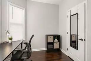 11 Priesing St, Boston, MA 02130 - Photo 10