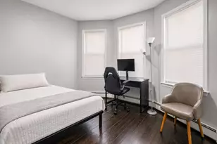 11 Priesing St, Boston, MA 02130 - Photo 4