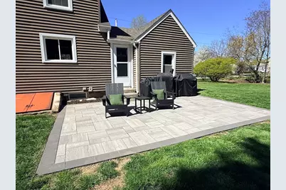 8 Birmingham Rd, Worcester, MA 01606 - Photo 14