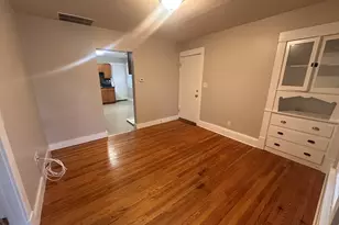383 Newbury St, Springfield, MA 01104 - Photo 6