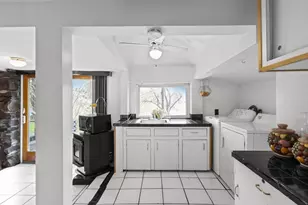 32 Morris St, Seekonk, MA 02771 - Photo 16