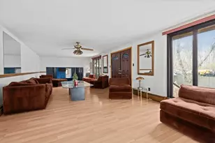 32 Morris St, Seekonk, MA 02771 - Photo 4