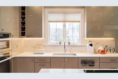 287 Langley Rd #6, Newton, MA 02459 - Photo 10