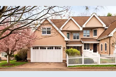287 Langley Rd #6, Newton, MA 02459 - Photo 1