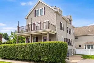 15 Hillock St, Boston, MA 02131 - Photo 2