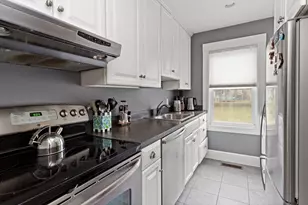 83 Davis Straits, Falmouth, MA 02540 - Photo 8