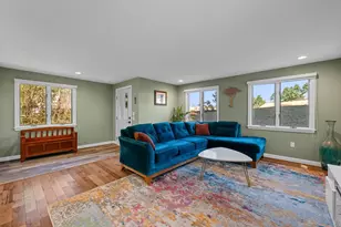 21 Dug Hill Rd, Holland, MA 01521 - Photo 10