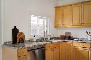 7 Farragut Ave, Somerville, MA 02144 - Photo 24