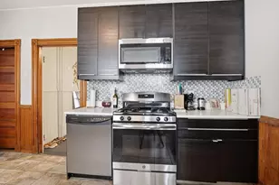 3 Monmouth St, Somerville, MA 02143 - Photo 12