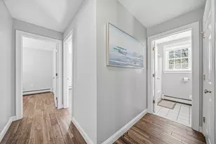 39 Blueberry Hill Rd, Woburn, MA 01801 - Photo 10