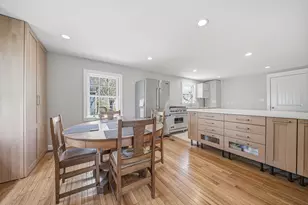 28 Lilly Ln, Dedham, MA 02026 - Photo 6