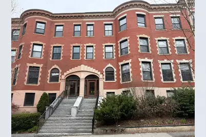 30 Claflin Rd #2, Brookline, MA 02445 - Photo 1