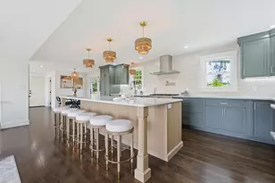 64 Hunting Ave, Shrewsbury, MA 01545 - Photo 2