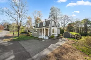 184 Pleasant St, Grafton, MA 01560 - Photo 4