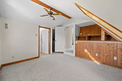 184 Pleasant St, Grafton, MA 01560 - Photo 26