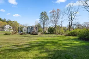 184 Pleasant St, Grafton, MA 01560 - Photo 30
