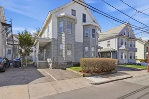 123-125 Chestnut St, Waltham, MA 02453 - Photo 2