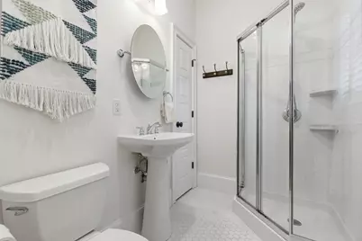21 Wesley St, Boston, MA 02129 - Photo 18