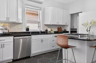 26 Custer St, Boston, MA 02130 - Photo 12