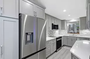 59 Hillside Dr, Wayland, MA 01778 - Photo 8