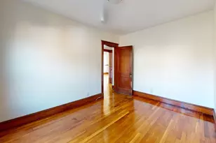 897 Canterbury St, Boston, MA 02131 - Photo 8