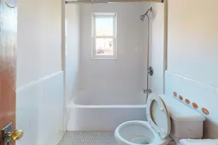 897 Canterbury St, Boston, MA 02131 - Photo 10