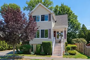 16 Orchard Ave, Wakefield, MA 01880 - Photo 2