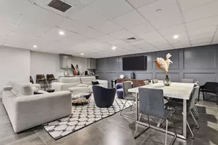14 W Broadway, Boston, MA 02127 - Photo 32