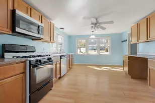 21 River Rd, Marion, MA 02738 - Photo 4