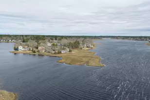21 River Rd, Marion, MA 02738 - Photo 2