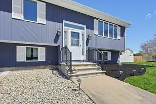 132 Jean Dr, Seekonk, MA 02771 - Photo 2
