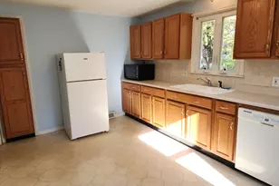 800 McKinstry Ave, Chicopee, MA 01020 - Photo 8