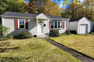 800 McKinstry Ave, Chicopee, MA 01020 - Photo 2