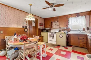 1142-1144 Plymouth Ave, Fall River, MA 02721 - Photo 18