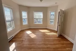 174 Pine St, Attleboro, MA 02703 - Photo 2