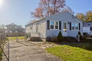 78 Glendale St, Chicopee, MA 01020 - Photo 4