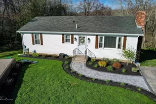 90 Merlin Dr, Swansea, MA 02777 - Photo 2