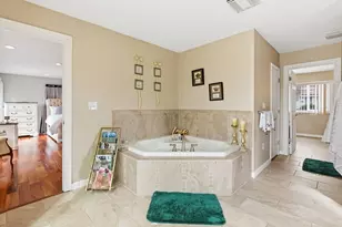 407 Mower St, Worcester, MA 01602 - Photo 8