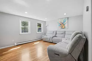 31 Lexington Rd, Shrewsbury, MA 01545 - Photo 6