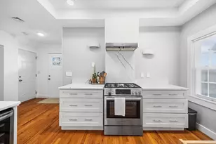 19 Conwell St, Somerville, MA 02143 - Photo 8