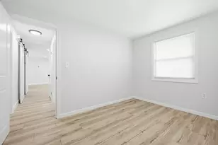 26 Debbie Rd, Brockton, MA 02302 - Photo 12