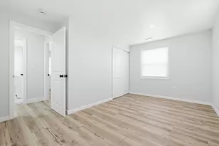 26 Debbie Rd, Brockton, MA 02302 - Photo 18
