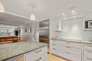 80 Pinckney St, Boston, MA 02114 - Photo 10