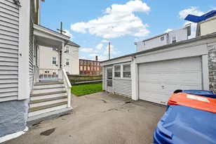187 David St, New Bedford, MA 02744 - Photo 4