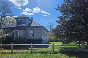 1421 Morton Ave, New Bedford, MA 02745 - Photo 2